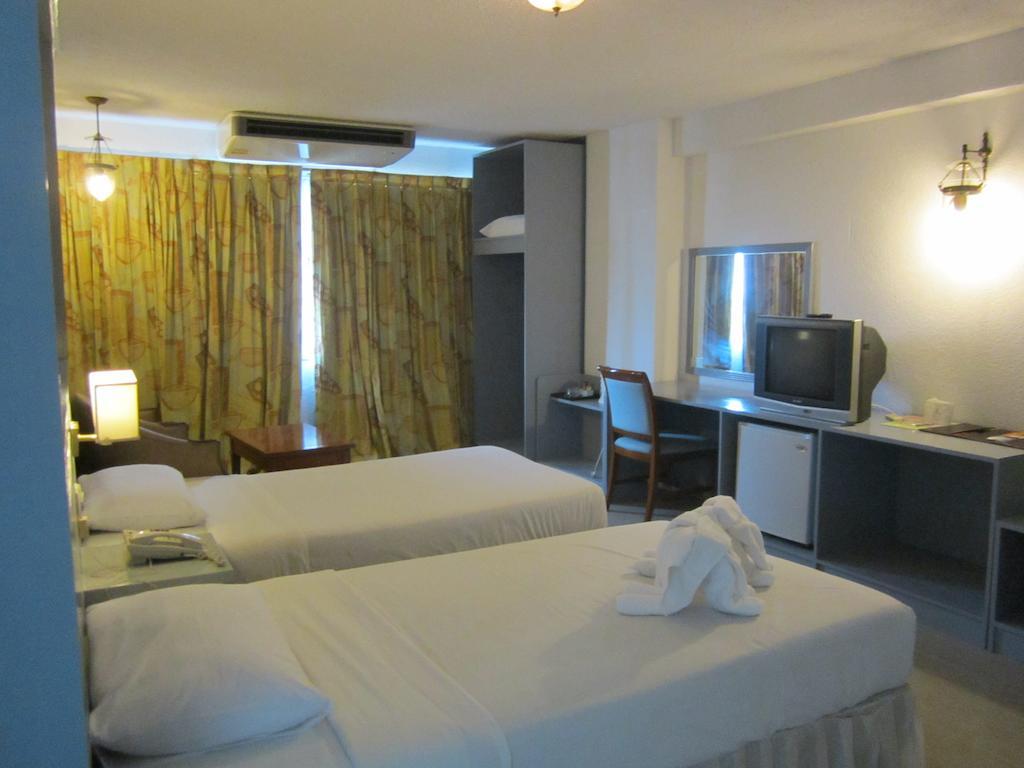 Lopburi Inn Hotel Cameră foto